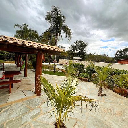 Chacara Sombra Da Mata01 Villa Pirenópolis Buitenkant foto